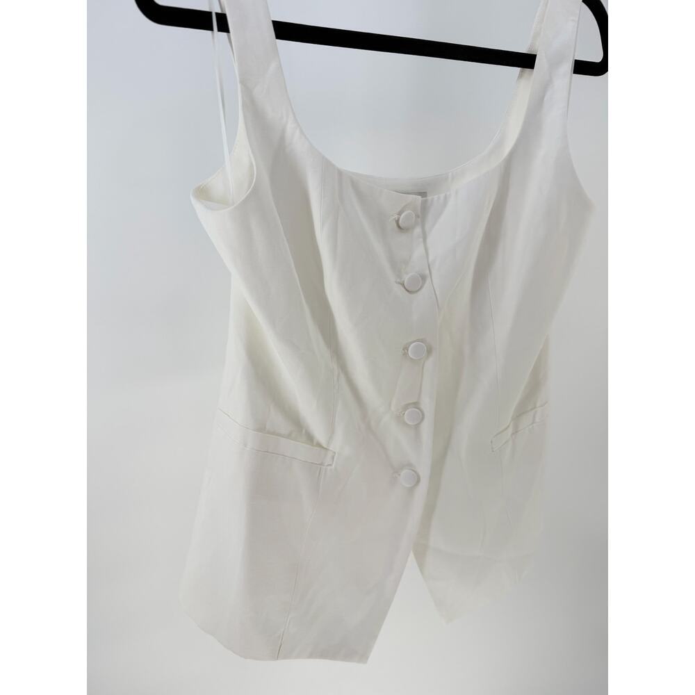 Wayf Ivory Button-Up Vest - Picture 5 of 9